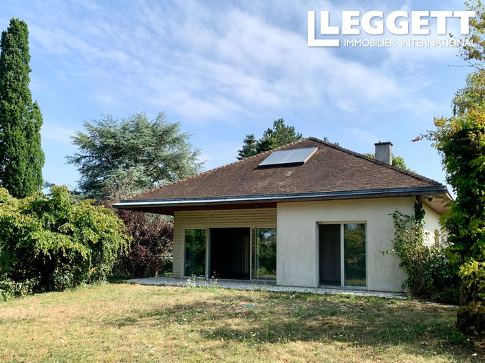 Image No.1-3 Bed House for sale