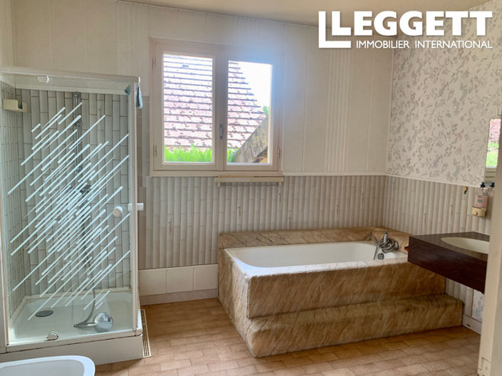 Image No.6-3 Bed House for sale