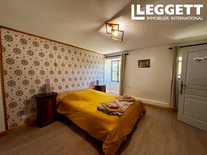 Image No.6-14 Bed Chateaux for sale