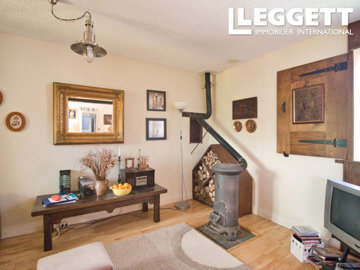 ahr0chm6ly9jzg4uagvzdglhlmltbw8vaw1hz2uvvevom