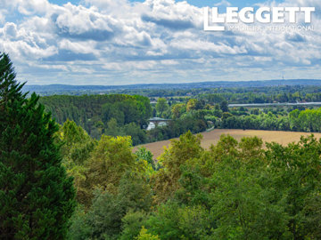 ahr0chm6ly9jzg4uagvzdglhlmltbw8vaw1hz2uvvevom