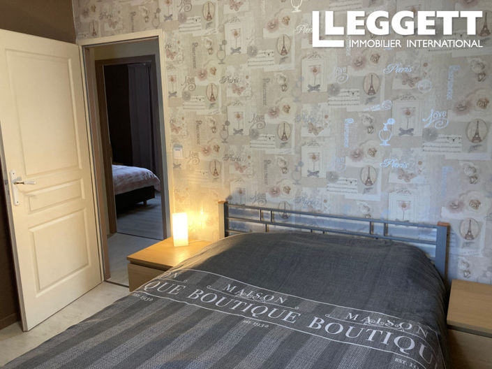 Image No.6-5 Bed House for sale