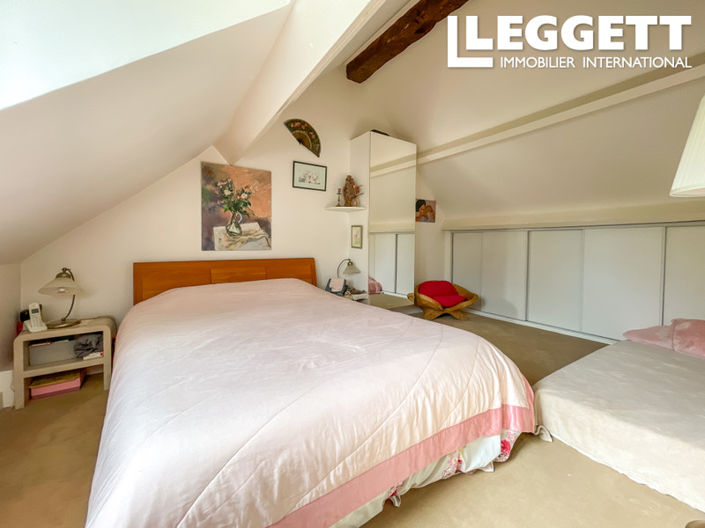 Image No.4-2 Bed House for sale