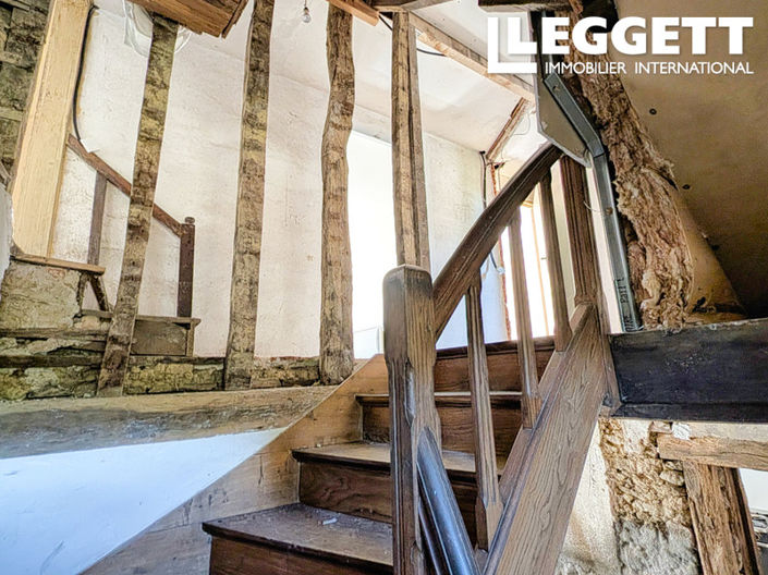 Image No.7-4 Bed House for sale