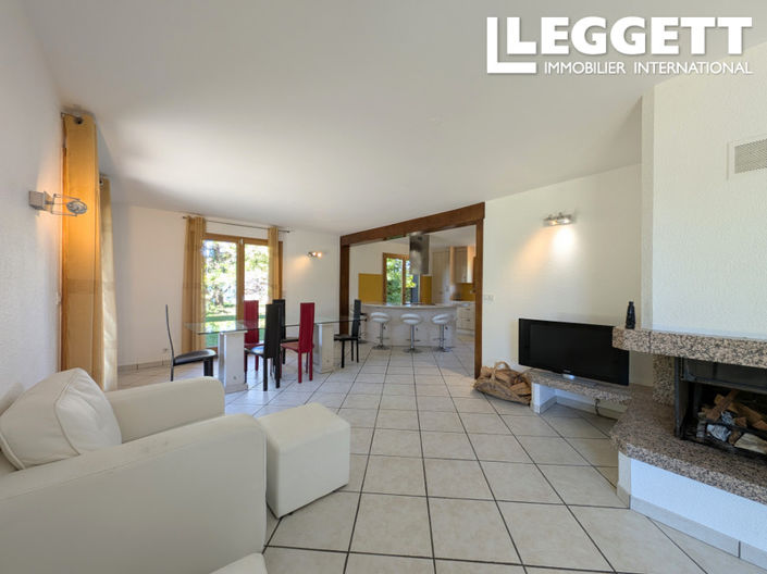 Image No.4-4 Bed House for sale