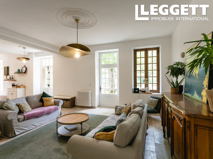 Image No.10-5 Bed House for sale