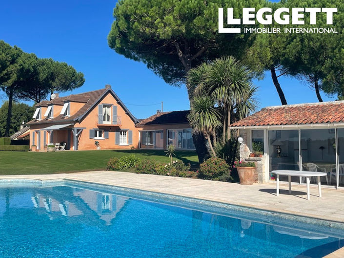 Image No.2-4 Bed House for sale