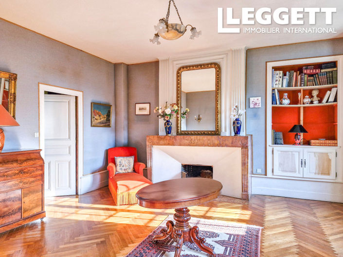 Image No.3-5 Bed House for sale