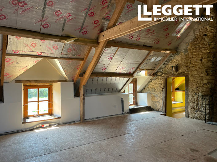 Image No.5-2 Bed House for sale