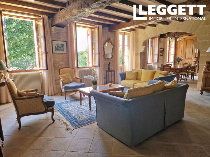 Image No.7-5 Bed House for sale