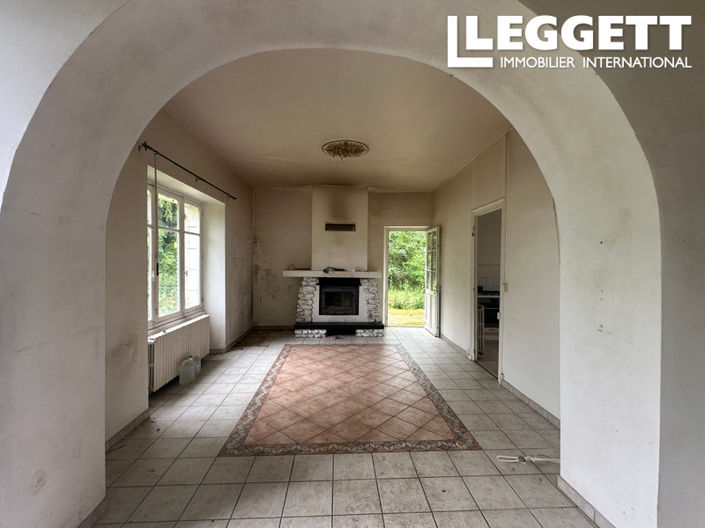 Image No.7-5 Bed House for sale