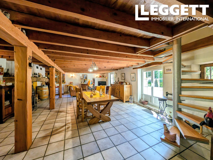 Image No.6-Maison de 5 chambres à vendre à Vénès