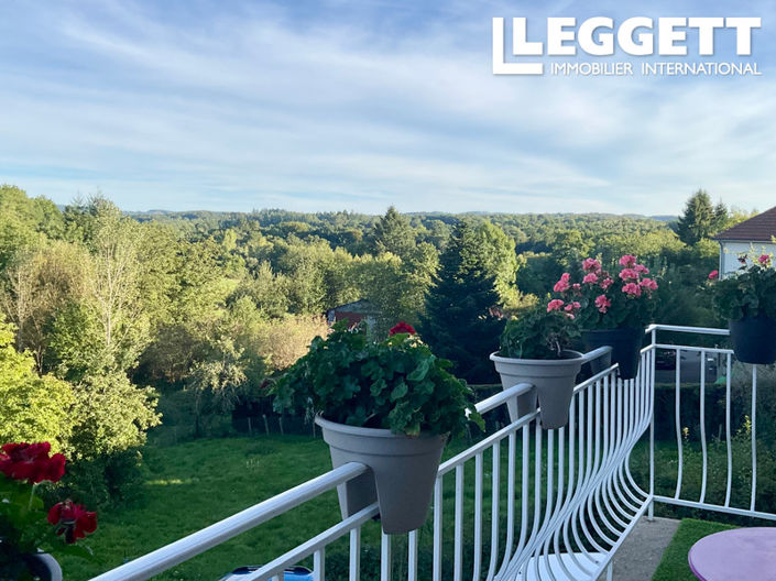 Image No.2-4 Bed House for sale