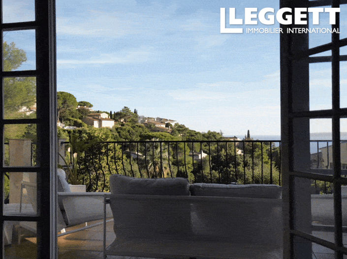 Image No.2-7 Bed House for sale