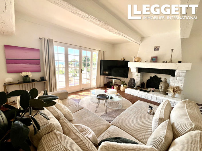 Image No.7-7 Bed House for sale