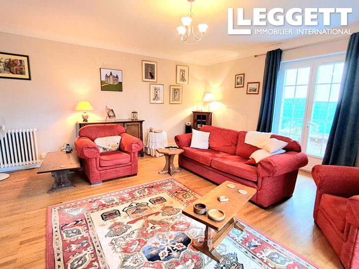 Image No.8-4 Bed House for sale