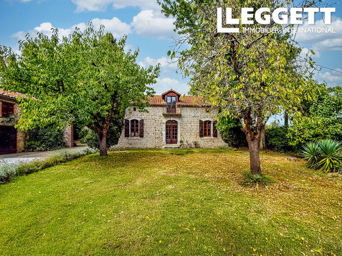 Image No.1-4 Bed House for sale