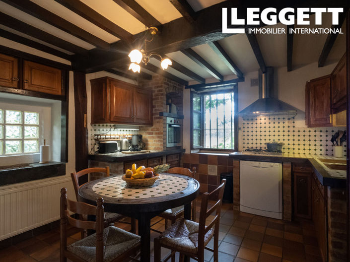 Image No.4-4 Bed House for sale