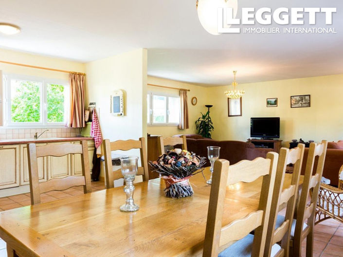 Image No.4-6 Bed House for sale