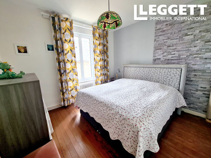 Image No.4-4 Bed House for sale