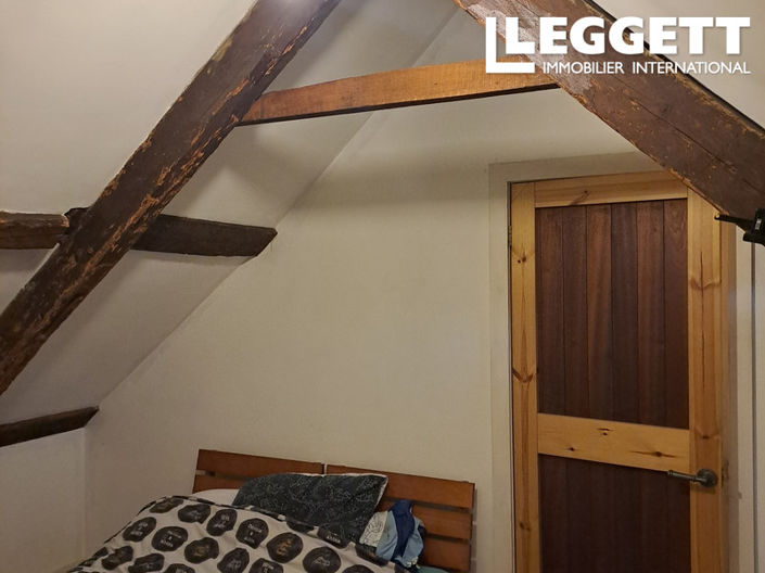 Image No.8-2 Bed House for sale