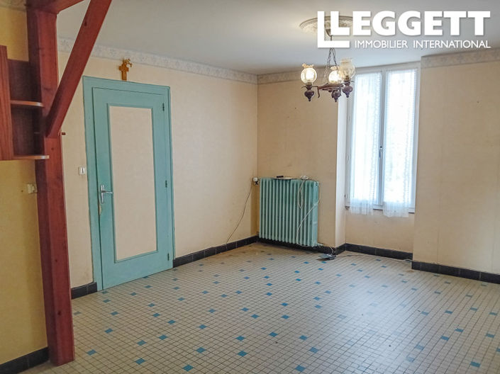 Image No.8-5 Bed House for sale