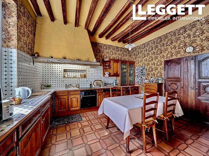 Image No.6-5 Bed House for sale