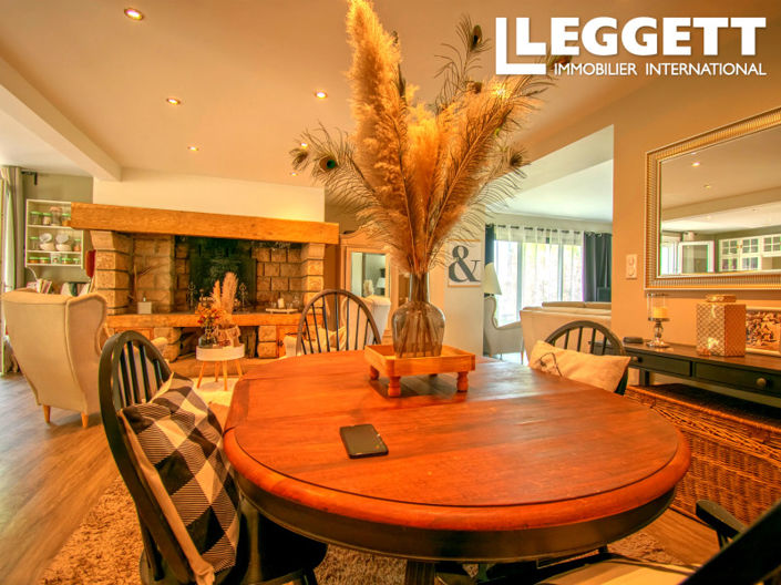 Image No.5-4 Bed House for sale