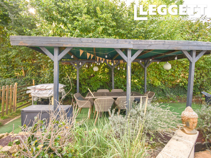 Image No.9-4 Bed House for sale