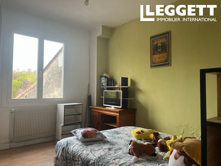 Image No.8-4 Bed House for sale