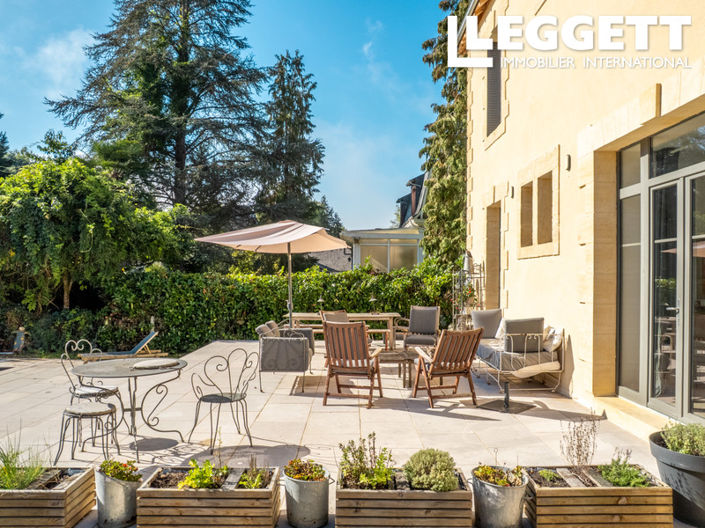 Image No.9-5 Bed House for sale