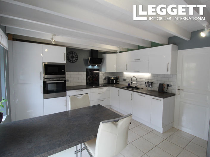 Image No.5-4 Bed House for sale