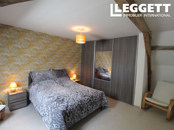 Image No.8-4 Bed House for sale