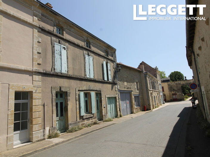 Image No.1-Maison de 6 chambres à vendre à Foussais-Payré