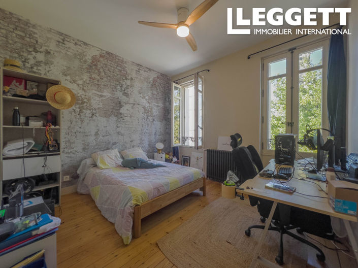 Image No.5-5 Bed House for sale