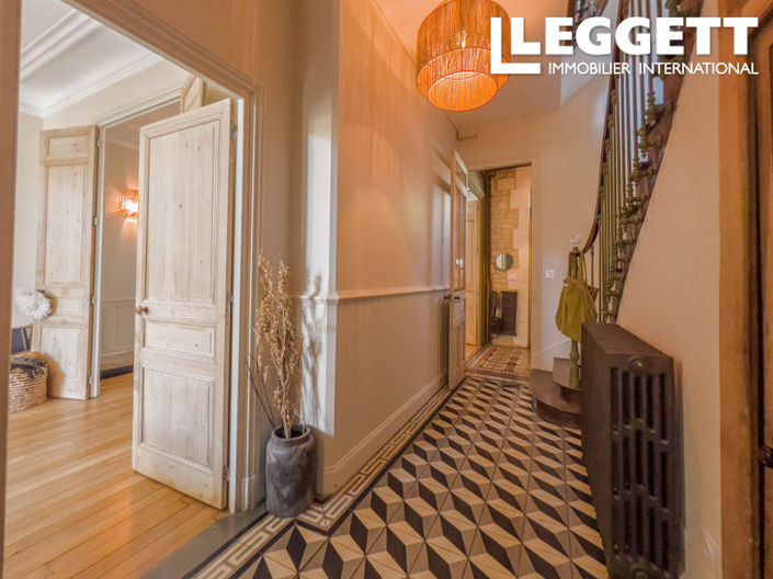 Image No.5-5 Bed House for sale