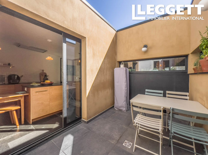 Image No.7-5 Bed House for sale