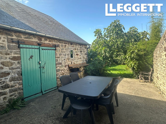 Image No.10-4 Bed House for sale