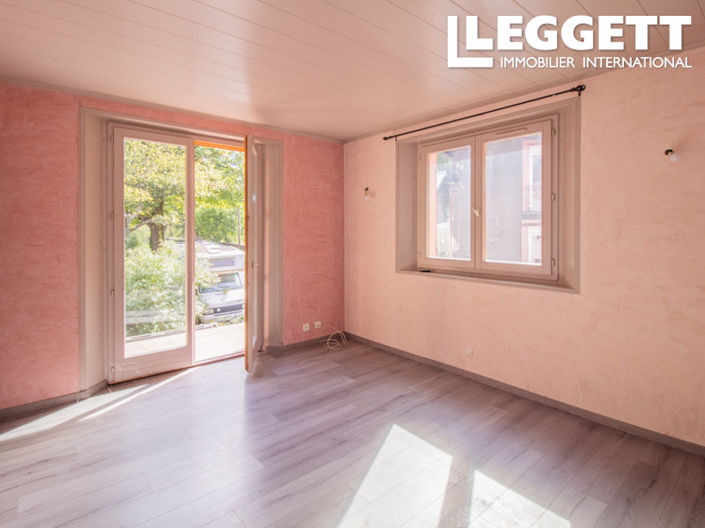 Image No.4-House for sale