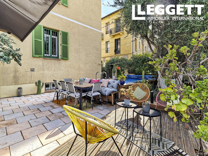 Image No.1-4 Bed House for sale