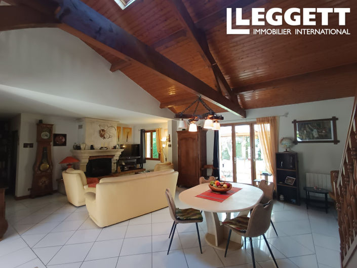 Image No.4-3 Bed House for sale