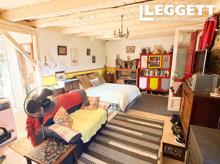 Image No.9-3 Bed House for sale