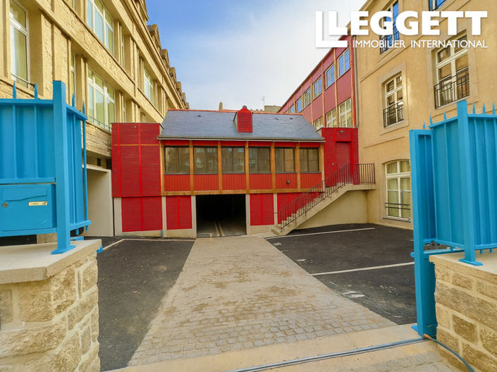 Image No.10-3 Bed Apartment for sale