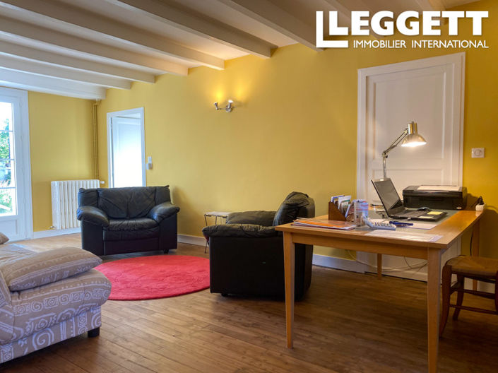 Image No.8-3 Bed House for sale