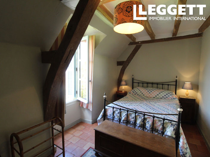 Image No.8-3 Bed House for sale