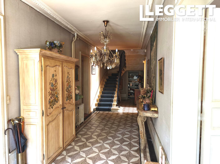 Image No.3-6 Bed House for sale