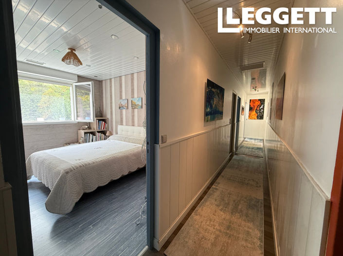 Image No.10-4 Bed House for sale