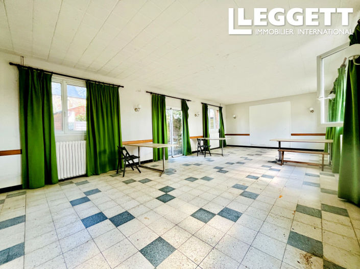 Image No.7-4 Bed Commercial for sale