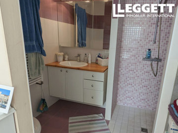 ahr0chm6ly9jzg4uagvzdglhlmltbw8vaw1hz2uvvevom