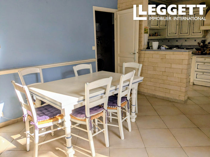 Image No.7-4 Bed House for sale